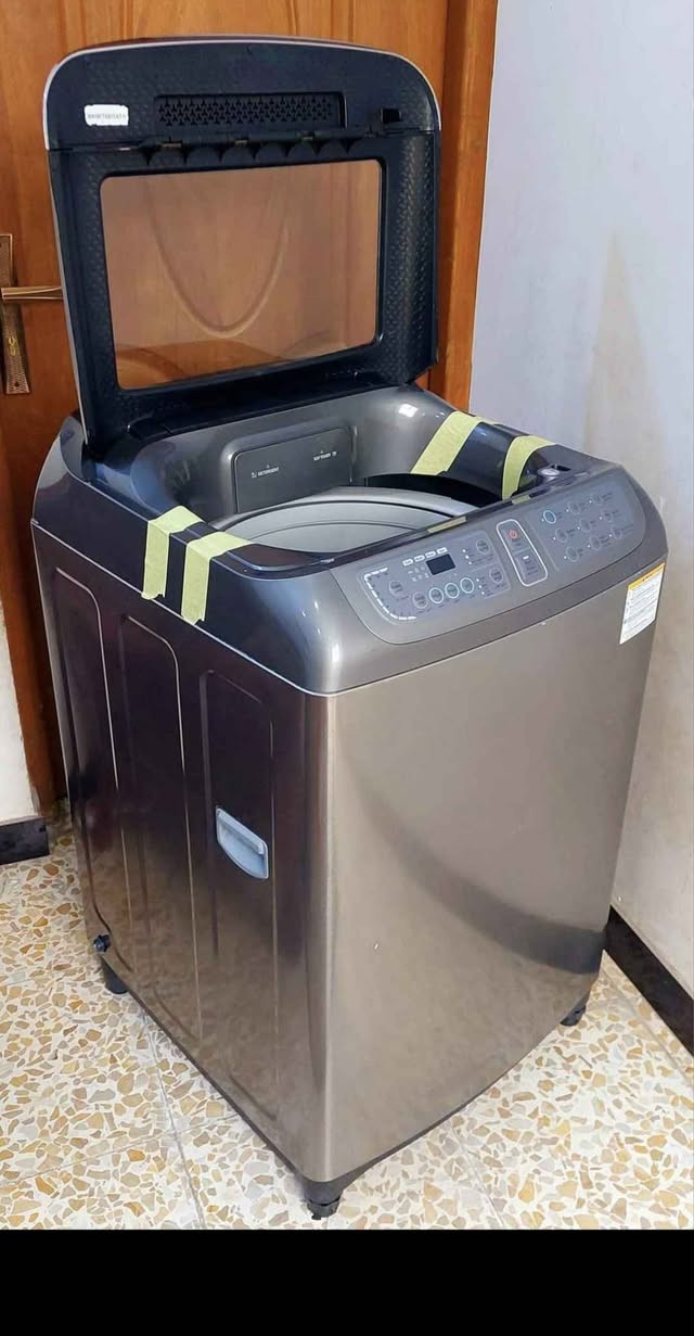 سلام عليكم غساله فول اوتوماتيك سامسونك اصلي تايلندي وكاله مستخدم قليل جدا حجم كبير بطانيه ١٨ كيلوو انفيرتر اقتصادي ٤٥٠ مكاني بغداد متوفر توصيل *********** بلاد رز, ديالى
