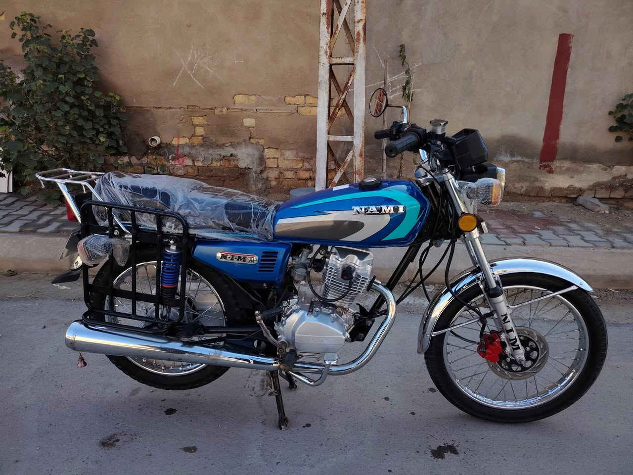 السلام عليكم دراجة أربعة كير للبيع نامة امتياز موديل 2023 اوراق اصولي مكفولة كفالة عامة مكاني كوت للاستفسار الاتصال على الرقم هاتف ***********
