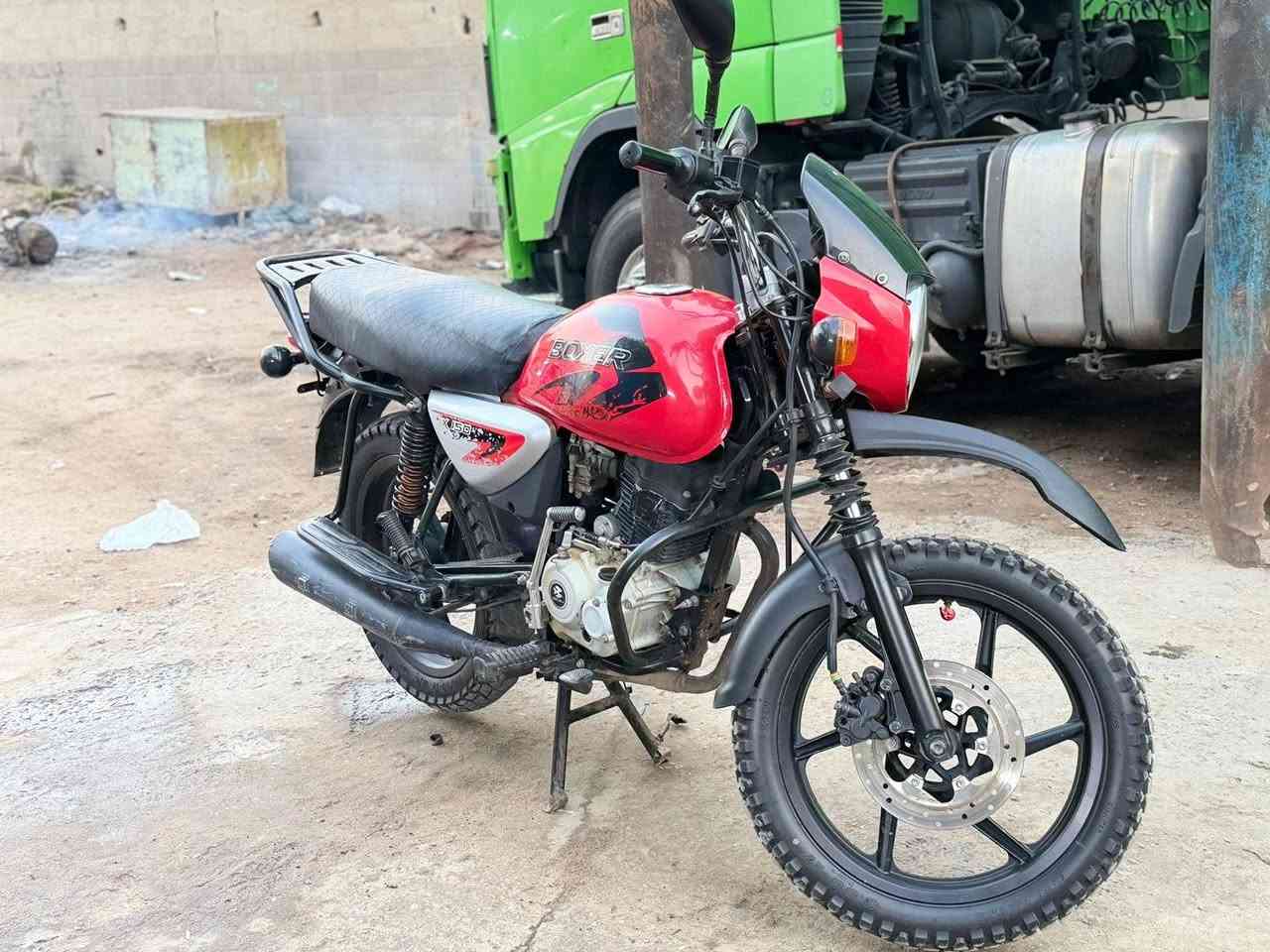 بوكسر ٢٠٢٢ جديده شرط مكفوله من كلشي بدون أوراق مكاني مدينه الصدر *********** سعر مليون
