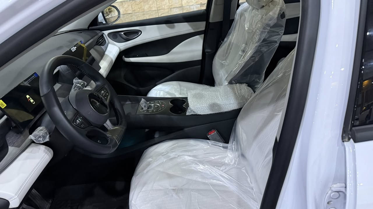 سيل فايف زيرو مرقم كامل موديل 25
مكاني بغداد حي الاعلام رقمي 
***********

 و دسترويل متوفر 

***********
كميات محدوده
