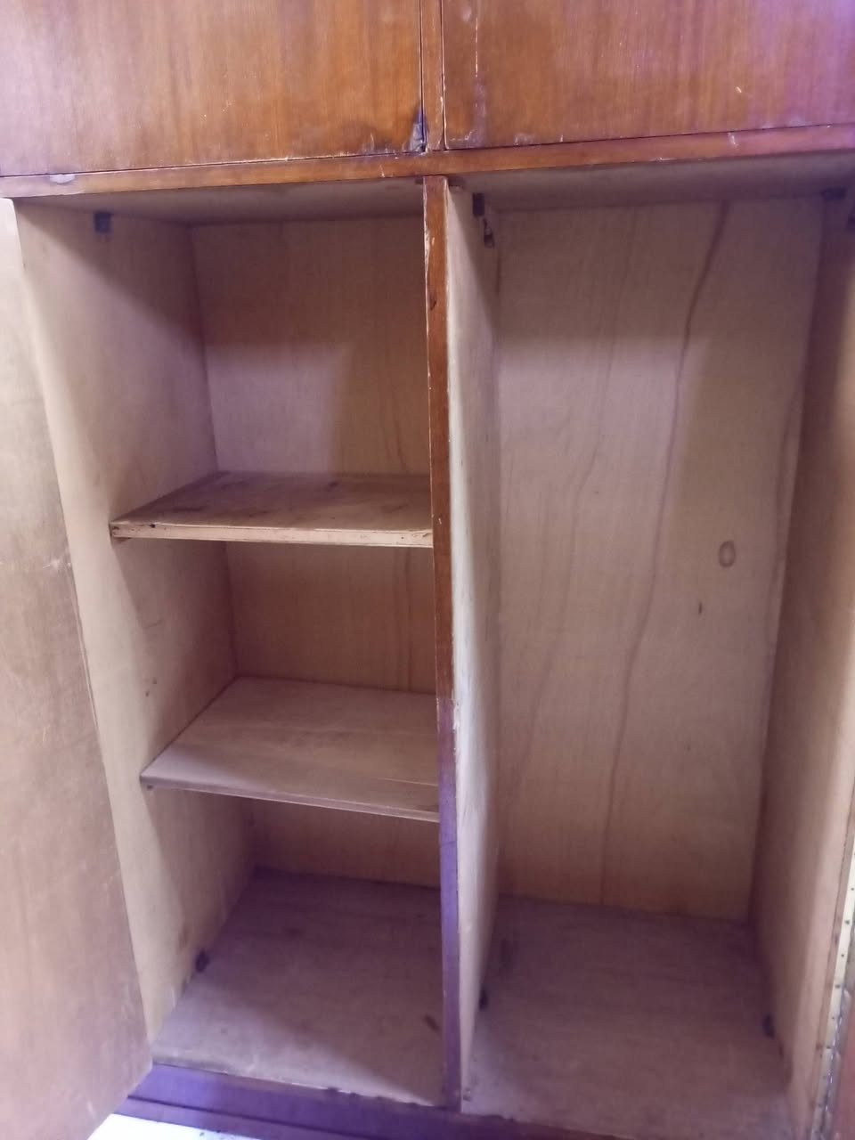 كنتور صاج عراقي 6ابواب ابو ملحق السعر 225 الف وبي مجال العنوان كركوك نهايه أسرى مفقودين مقابل بيوت دوميز معرض يونس نجار قرب جمعيه دوميز للاستفسار ***********
