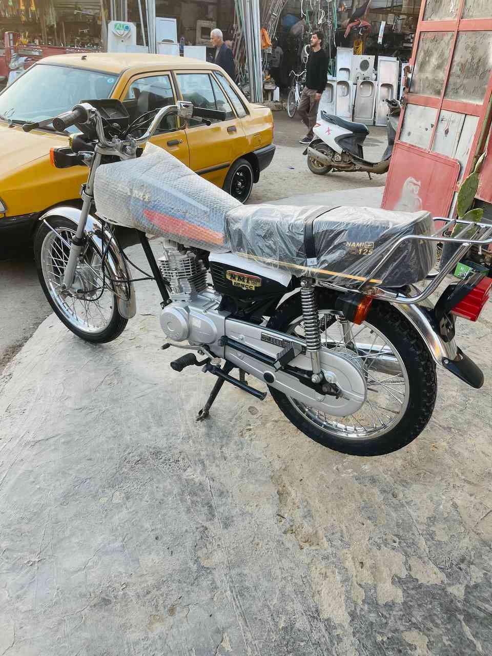 سلام عليكم نامه امتياز للبيع مديل 2021 وراق اصلي طالهه ب 23 نضافه فول جديده دراجه سعر خاص هاذه رقمي ***********
