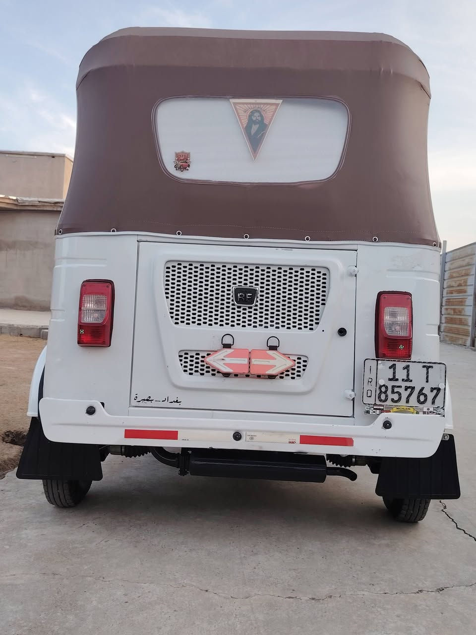 سلام عليكم تكتك للبيع 21 شهر ال 10 تحويل ثاني يوم جادر جديد تخم تايرات تكتك جاهزة من كلشي  كهربائيات مكينة ممجفتة مبدل بيها كلجات فقط ضربتها بيها بارد فقط جوا الرقم بيها رش جمالية قليل معمرة دوس بيع بدون غراض المكان بغداد دورة سعر 8ونص وبيها مجال 
*********** بي وتساب
