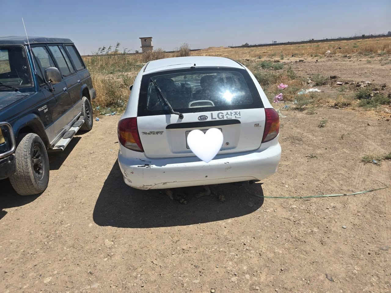 السلام عليكم كيه ريو للبيع موديل 2000 تدفئه وتبريد ثلج 🥶 سنويه مشروع وطني لل2028 سيارة بيه صبغ انطيها حزام گير محرك صدر ب شرط تايرات نص عمر  السعر 45 وبيه مجال الاستفسار  (***********)
(***********)
