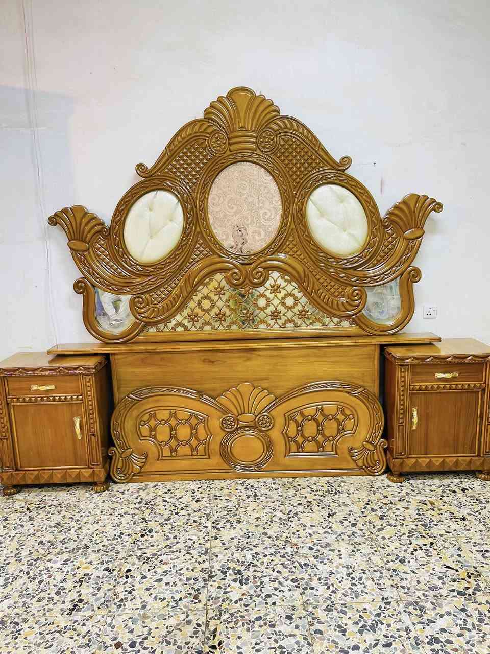 غرفه ام 4 داخل خارج صاج شغل ثكيل ضهر جرجوبه سعر 750 مكاني بغداد مدينه الصدر واتساب *********** كو توصيل 🚚
