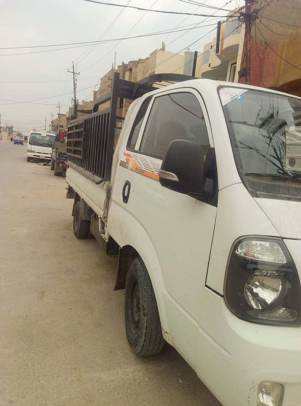 سلام عليكم سياره موديل 2018رقم بصره مشروع وطني
كير محرك كسن كفاله عامه سياره كمله مال شغل ما ذب علىه ربع سياره كامله من كلشي تخم تير كوري 
ملاحظه سياره به مبدل بنيد وبك اليت
السعر 120وبه مجال مكان سياره بغداد المشتل


**إذا كنت صاحب هذا الإعلان وتريد حذفه لأي سبب، رجاءا أرسل رسالة إلى الدعم الفني**