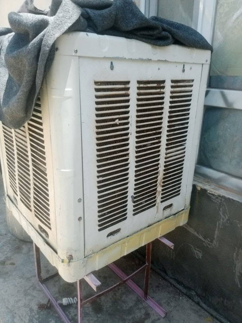 للبيع///مبرده ايراني حجم 2.5 جاهزه السعر المطلوب 90 الف العنوان الكرابله حي المعتصم الاتصال ***********.
