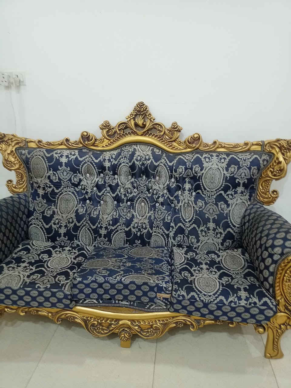 قنفات ملكية للبيع استعمال نظيف ورايدهن ب٢٥٠الف مكاني المعقل


**إذا كنت صاحب هذا الإعلان وتريد حذفه لأي سبب، رجاءا أرسل رسالة إلى الدعم الفني**