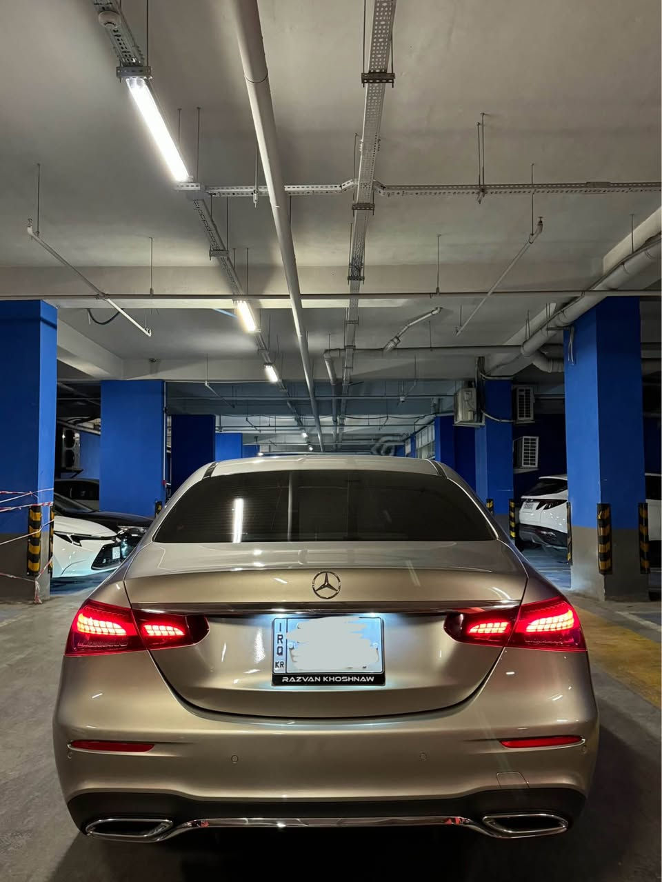 Mercdes Benz E200amg
مێرسدیس بێنز ی کلاس
مۆدێل:2023
ماووەی رۆیشتوو:45.000km
سبوغ:نیە clean title
مواسەفات:AMG
وارد: ئەڵمانی زەمان✅
فول مواسەفات بەس سلاید نیە AMG package رەنگی ضهبى/گۆڵدی هیچ هیچی نیە زۆر خاوێنە هیچ مەسروفی نیە کیتابی جام رەشی هەیە هەموو شتی بیلادی لەگەرە ٢ سویج هەموو سێرڤزی لە شەریکەی BCM کرایە 
نرخ:380مەجال
*********** أربيل, العراق
