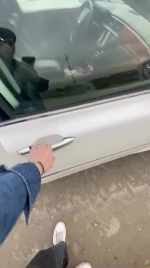 ١٨٤ موس
٣ دوگمە 
جڵد 
هیتەر
لایت ناوچەی کوێر
٤ ویل دینگەو تایەی لۆک
کوشنەکانی دراویان نیە
بەگلایتەکانی زۆرر زۆر جوانن سوتاویو شتیان نیە
سەخف شوشە
لە قوەتی خۆی بێزارە
بەس لە سەیاقێکی کەمە
٦٨ معامەلەیەکی برایانەە


**إذا كنت صاحب هذا الإعلان وتريد حذفه لأي سبب، رجاءا أرسل رسالة إلى الدعم الفني**