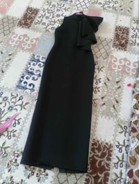 مقاس ٣٨ • ملابس