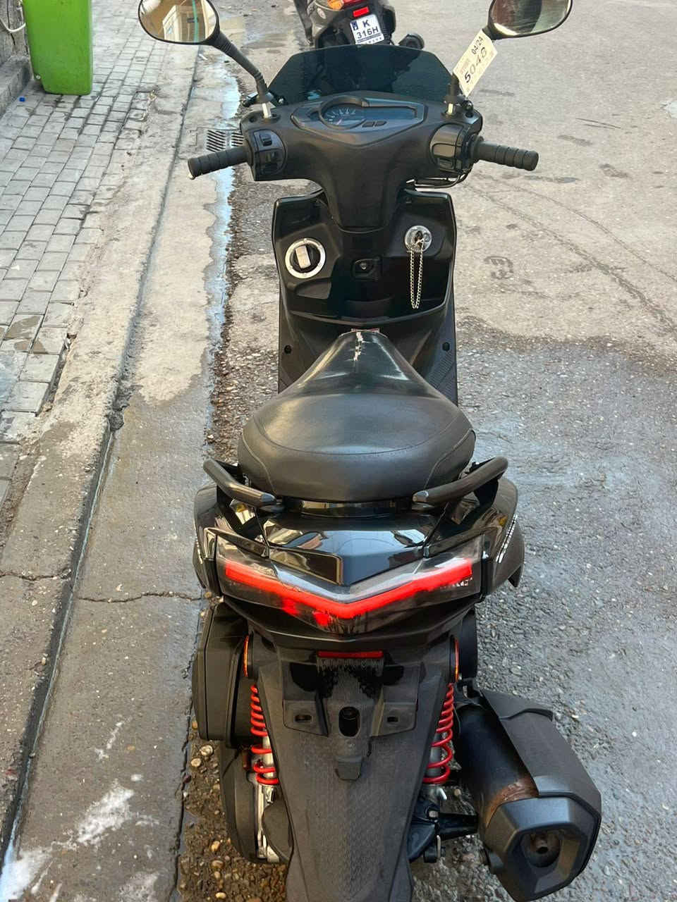 السلام عليكم دراجه سكنس شمعه للبيع استان كهربائي   ياباني قبق نفخ نوزل خطين الدراجه خير من الله جيب وياك فيتر وتعال افحص السعر مليون و ٧٠٠ وبيها مجال قليل للاستفسار *********** موجود واتساب
