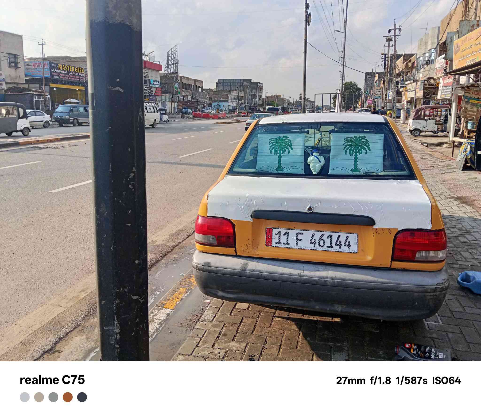 سلام عليكم سايبة 11دشبون نفخ مال 12سيارة بسمي مصفرة هية وغرامات هزة جديدة سنوية ما صارلهة شهر صاقطة تخم تاير ويل جديد سيارة بيهة خياسات قليلة تجي وشوف كير مكينة مكفولات تبريد شغال بس راديتر التبريد مزروف  سعر 25بيهة مجال جدن بصيط عنوان بغداد الدورة ***********
