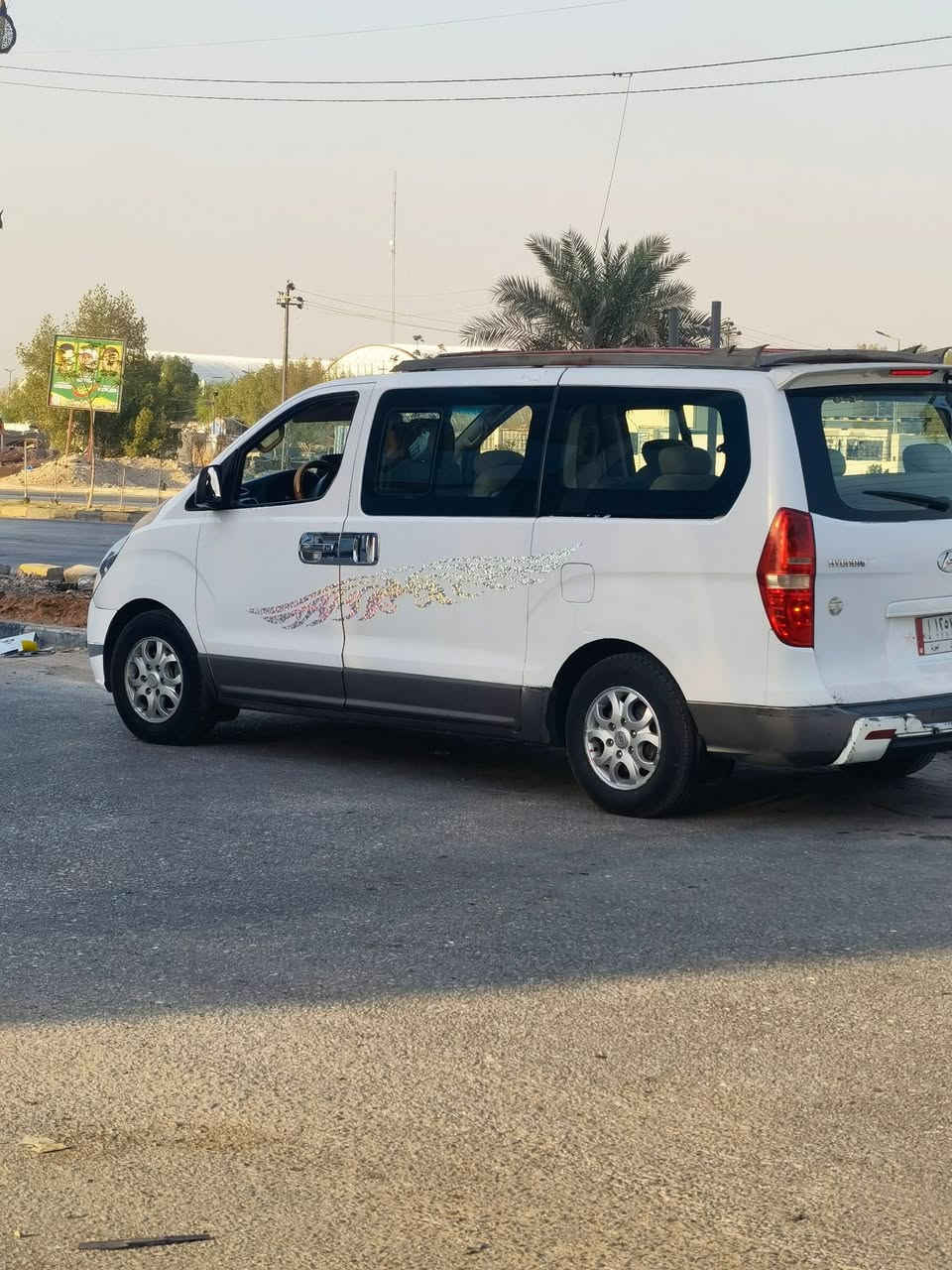 ستاركس موديل13 محرك اوتو 12 سبلاين 
بأسمي رقم نكليزي مكان السياره بالبصره
 ***********
