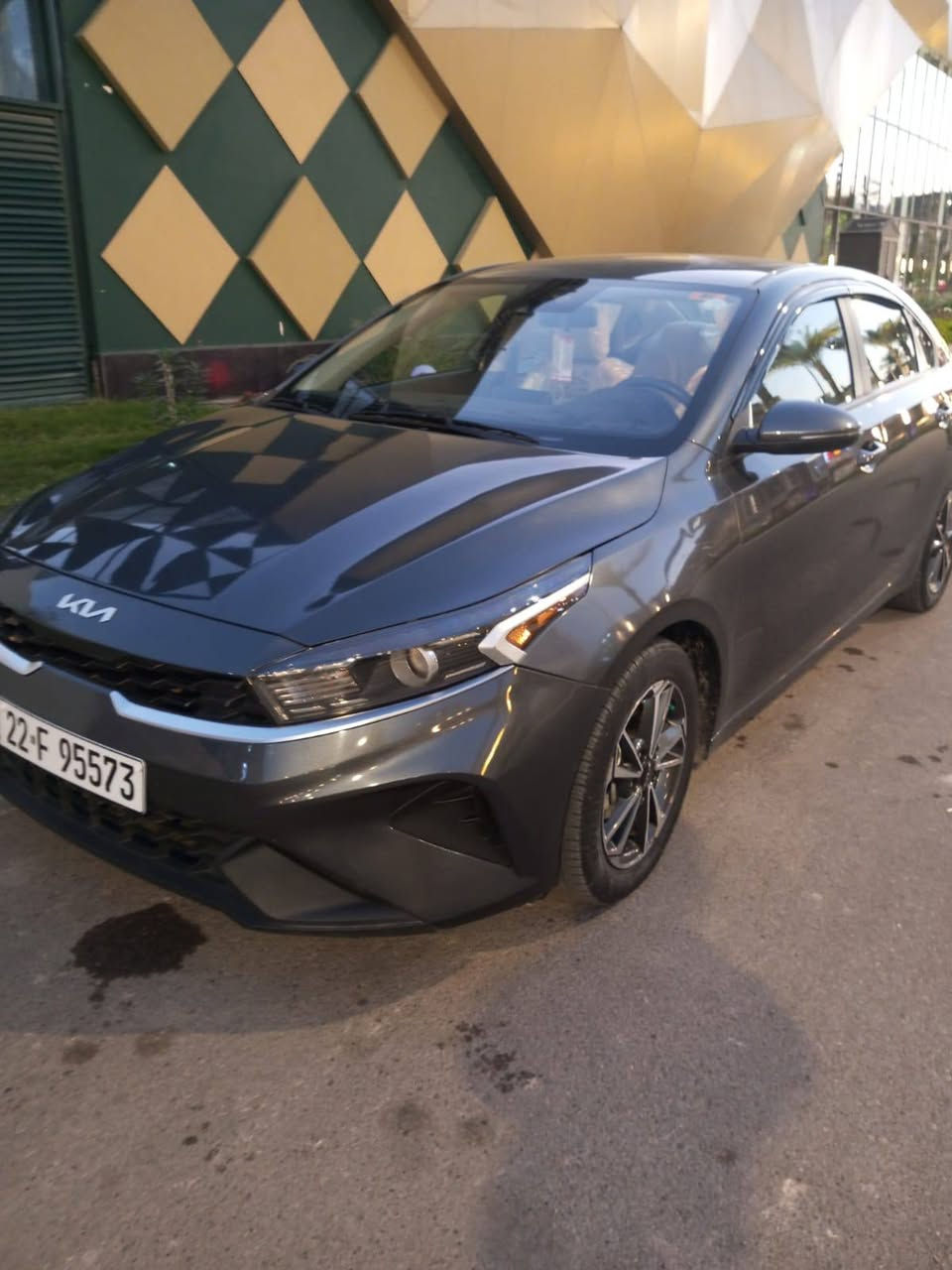 سلام عليكم السياره للبيع كيا فورتي٢٠٢٣ رقم اربيل حادثهة مثل ماموضح بلصور +طختين صغار رايدلهن بارد كير محرك مكفولات مواصفاتهة اشاير مري شاشه رادارات جانبيه معروفه مواصفات الLXS السياره جاهزة ومابيها اي نقص السعر(١٣٨) العنوان بغداد حي الخضراء اتصال اوواتساب(***********)
