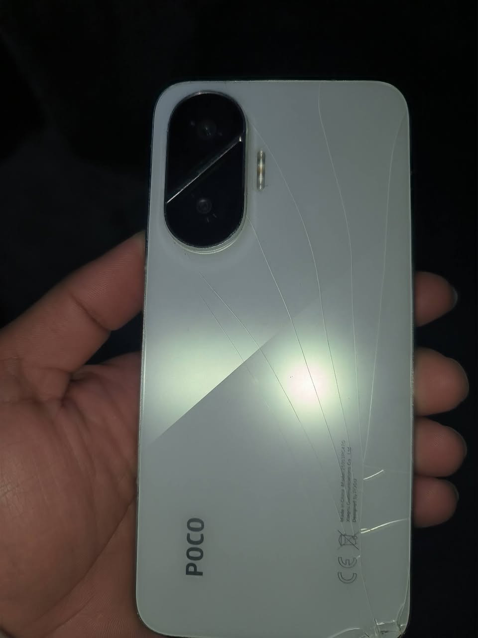 بوكو اف سفن ذاكرة 512 يشغل بوبجي 120فريم جهاز نضيف فقط الظهر بي فطر وماعابر ليجوة بدون ملحقات السعر 325وبي مجال بسيط ***********
