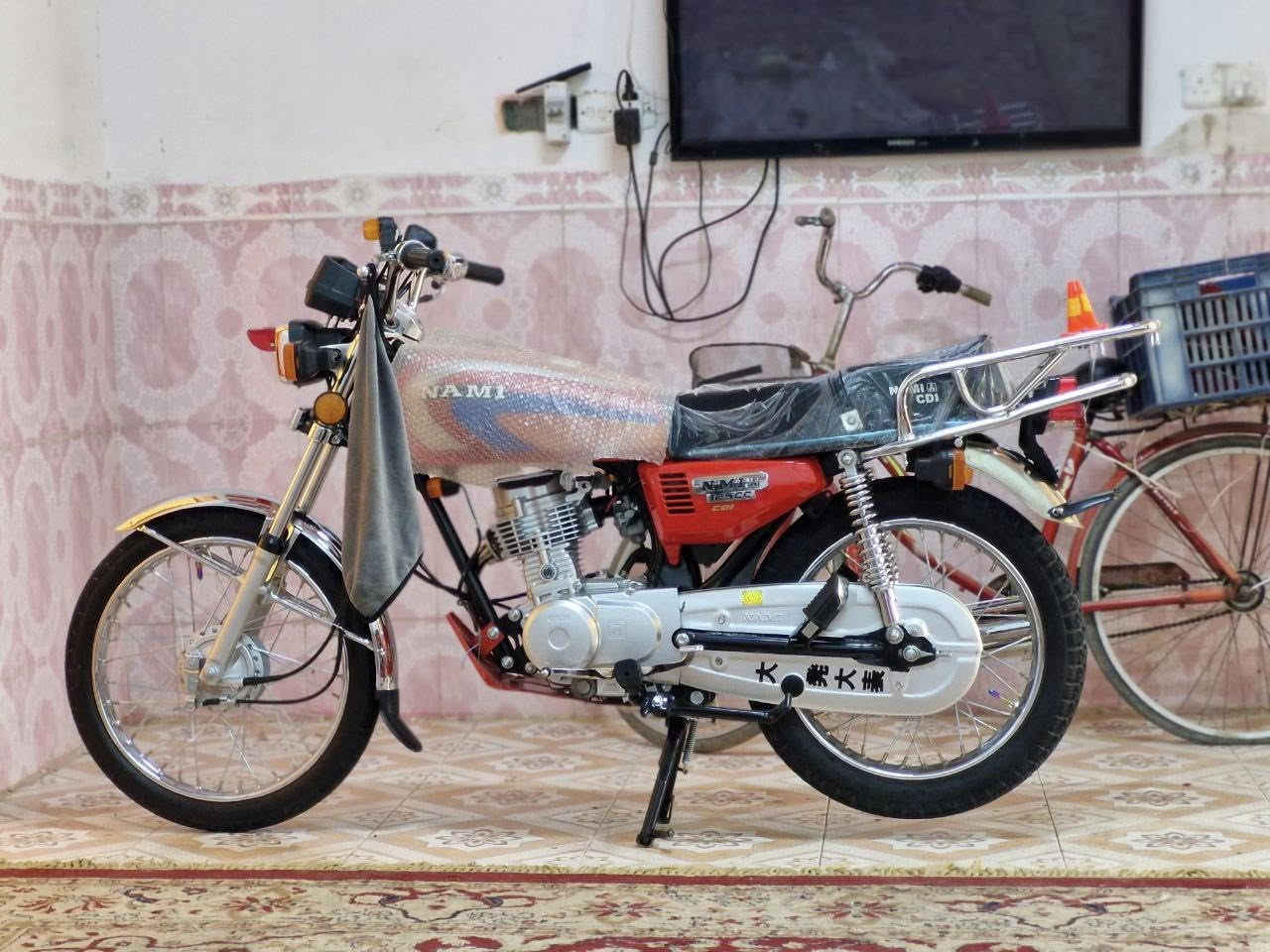 سلام عليكم دراجه نامه بلاد دراجه نضيفه كفاله عامه من طول لطول دراجه ماشيه بس الفين رقم***********مليون100وبيها مجال
