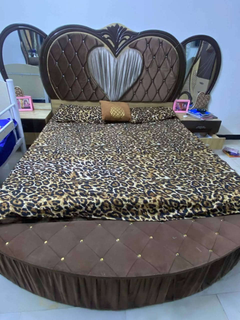 غرفه للبيع السعر 350 قفل
العنوان بغداد جميله الثانيه


**إذا كنت صاحب هذا الإعلان وتريد حذفه لأي سبب، رجاءا أرسل رسالة إلى الدعم الفني**