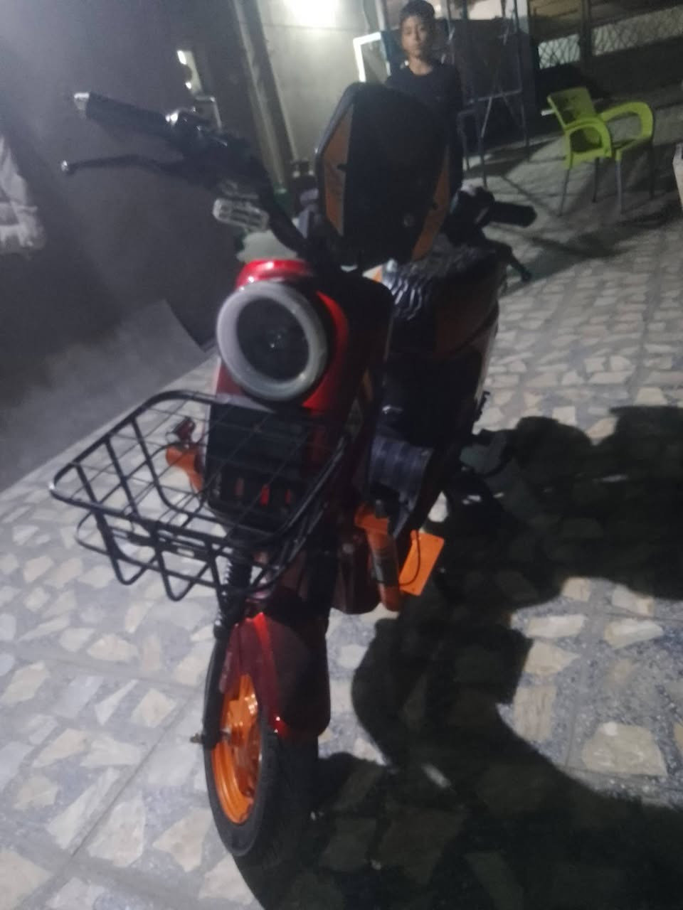 سلام عليكم دراجه H900 بابل حله حي الجمجمه السعر 500الف بصمتين2 وسويجين2 السرعه 99 اربع4 بطاريات الدراجه كفاله عامه الملف 2000 سماعه بلوتوث 32 امبير لايت زون عالي جداً قرب المطاعم


**إذا كنت صاحب هذا الإعلان وتريد حذفه لأي سبب، رجاءا أرسل رسالة إلى الدعم الفني**