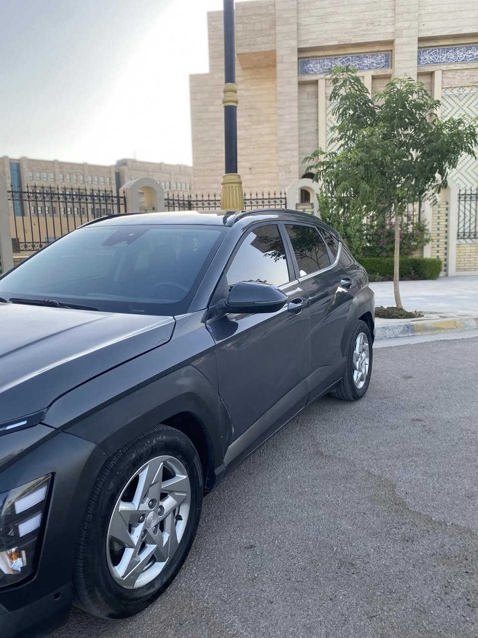 هونداي كونا 23شكل24هايبرد
المواصفات
 🔴مري شفط
 🔴بصمه تشغيل تشغيل عن بعد
 🔴هند بريك بصمه 
 🔴شاشه دجتل متصل  وعداد متغير 
 🔴نضام ترحيب عند لاقتراب تتفتح
 🔴جام اوتو و كشن السائق كهرباء
🔴رادارات اماميه و رادارات خلفيه ونقطه عمياء
 🔴تحديد مسار  وتحذير عند خروج عن الخطوط 
 🔴ثلاث انظمه قياده 
  🔴اوتو هولد و نضام صعود منحدرات 
  🔴ككشنات تدفئه وتبريد
 🔴تبريد بيانو مناخي منفصل 
🔴تبريد قطعتين امامي وخلفي
 🔴كير تعليك
 🔴تحكم ستيرن اربع جهات فول
🔴شاشه كبيره تدعم نضام اندرويد اوتو وكار بلي وكامره خلفيه دواره فول HD
🔴استيرن رجاج عند الاقتراب من سياره
🔴سياقه ذاتية وبعد اكو مواصفات غير مذكوره سعرها 130وبيها مجال مكاني كربلاء***********
