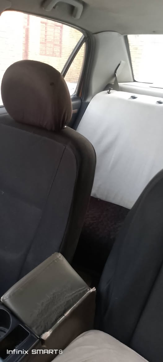 سلام عليكم سيارة يبكي كير محرك كفالة ولباقي مدام لعين بدون تحويل ٢٠١٣ سعر ١٣وبيها مجال رقم ***********
