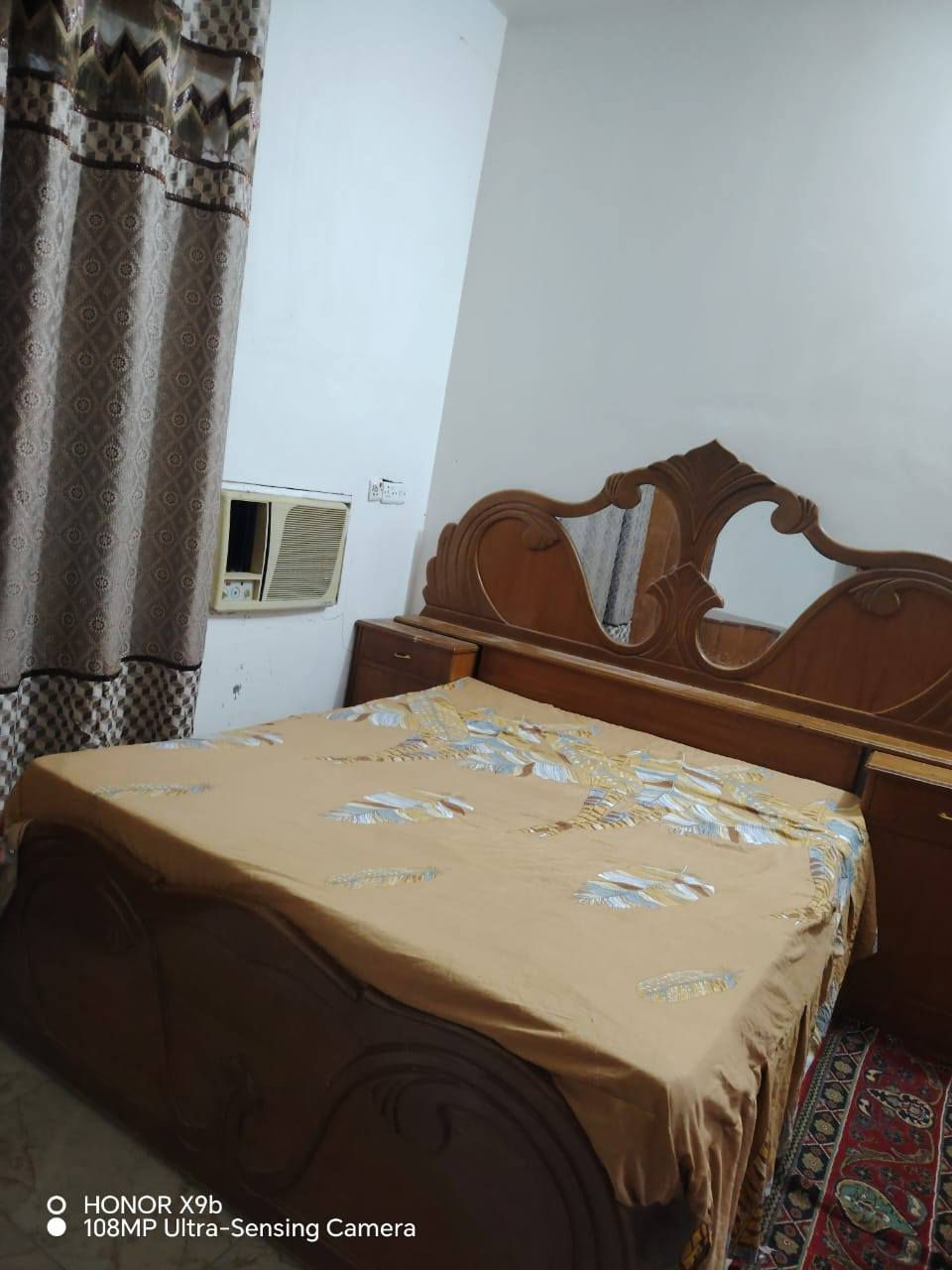 سلام عليكم ورحمة الله للبيع غرفه اخشاب حطاطه صاج سعر 750رقم ***********
