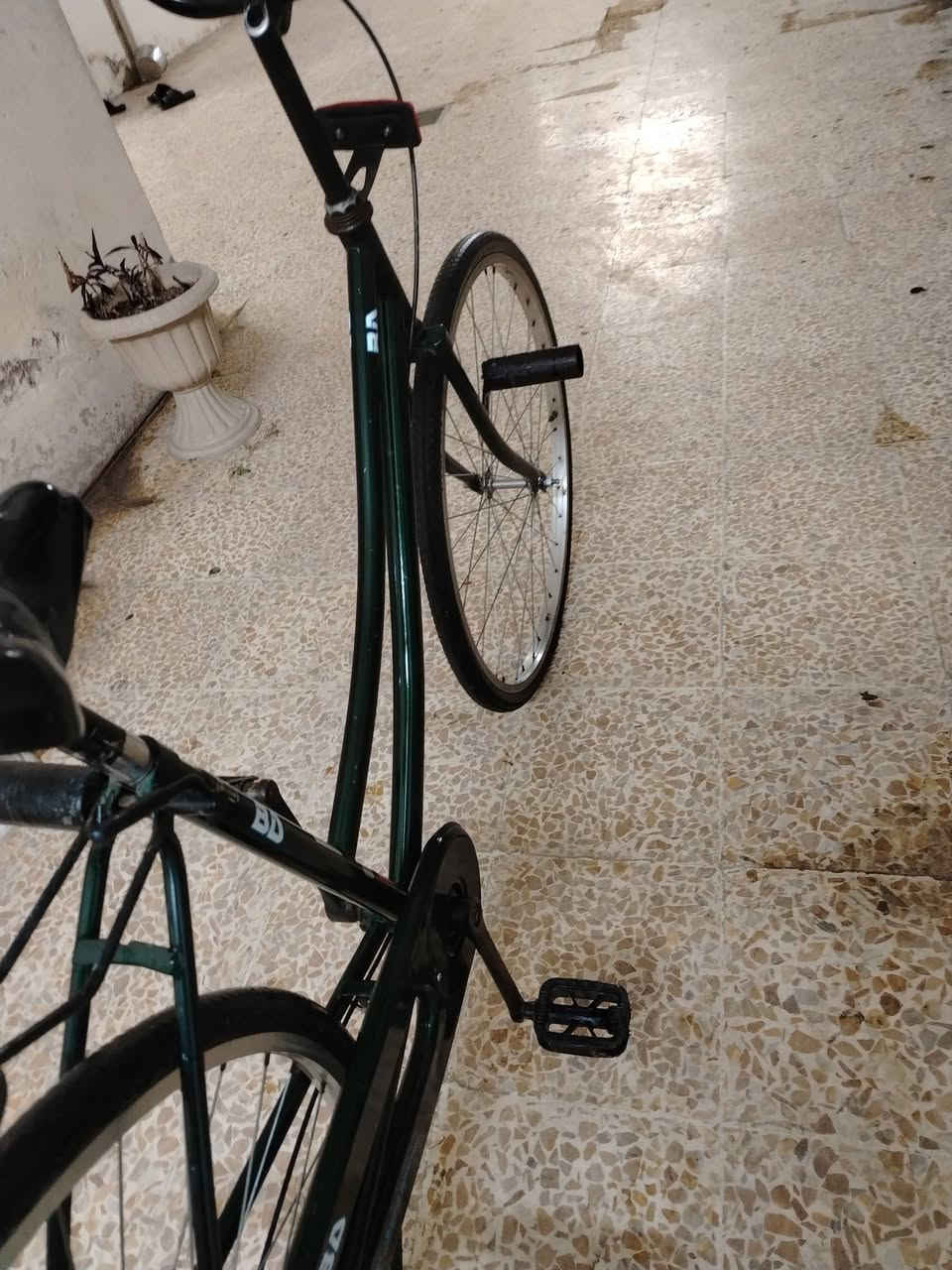 للبيع ومروس
بيازكل عبد الحليم 
نضافه ٩٥ بل ١٠٠
حجم26
موديل 2018
غراضو كاملات
ابيع بل غراضو
بيازكل كشي مايعوزلو
سوك مانازل البيازكل
مكاني موصل حي عدن
سعر ١٠٥ بي مجال
خاص مفتوح


**إذا كنت صاحب هذا الإعلان وتريد حذفه لأي سبب، رجاءا أرسل رسالة إلى الدعم الفني**