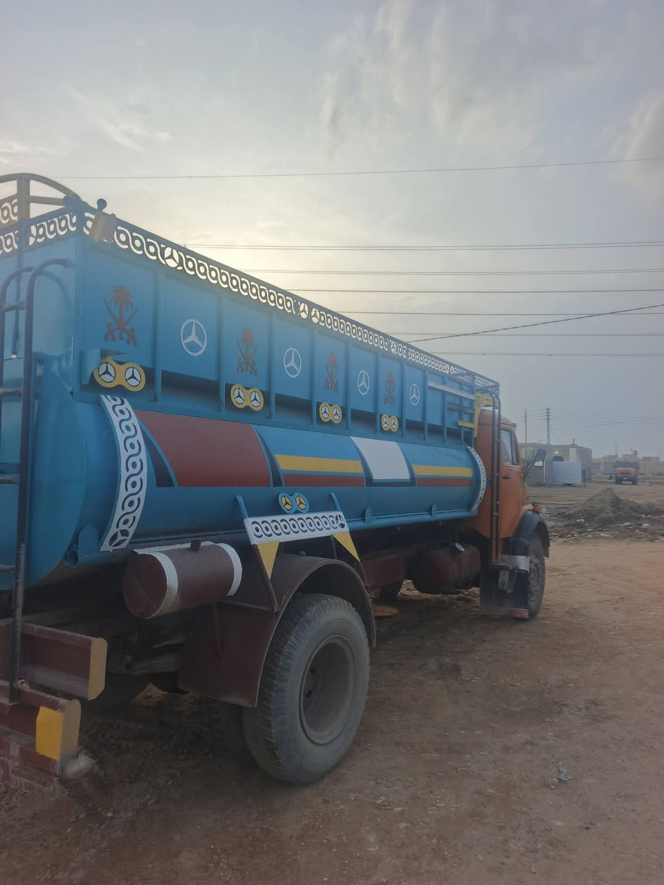 سلام عليكم  ابردين للبيع عشره طن مكفوله كفاله عامه رقم انكليزي شاصي ومحرك شرط الاستفسار ***********
