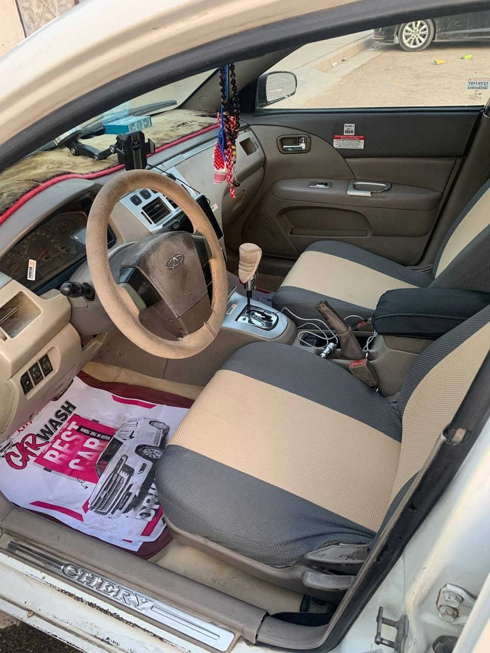 شيري A5  محرك بيه خيط تبخير
صاحبه يريد تحويل سيره حلوه ونضيفه محركه كولا بيهه 
امانه سيره نضيفه اني  اشتريته توني بس صار عدي ضرف اريد ابيعهه  رقم انكليزي  سنويه منافذه سعر 30 ورقه 
عنوان الطالبيه ***********
