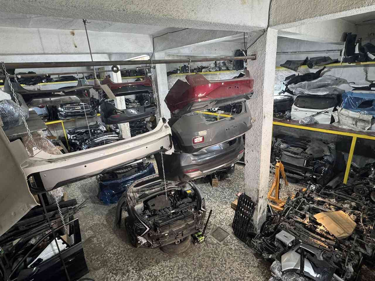 السلام عليكم تتوفر لدينا جميع قطع غيار السيارات الكوريه الحديثه (وارد امريكي فقط) لجميع انواع السيارات وبأسعار مناسبه تلورايد بلسايد سورنتو سليتوز سانتا كروز
***********
***********
العنوان بغداد الجديده الحي صناعي مجاور مطعم حنش
