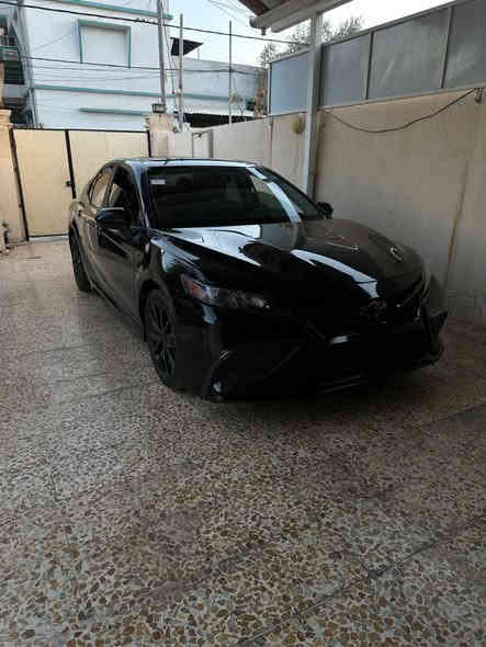 السلام عليكم 
للبيع تيوتا كامري بلاك اديشن 
موديل ٢٠٢٣
لون اسود 
موصفات سياره se فول فتحه هايبرد
فتحه سقف 
داخل ابيض كشنات كهرب وجلد 
شاشه كبيره وكامره دوار حساسات خلفيه
تبريد منفصل مناخي
بصمه تشغل نضام ترحيب 
شفتات سترين 
تبريد قطعتين 
هندر بريك بصمه اوتو هولد تلقائي 
رادار تحديد مسار 
ضررها جاملغ وبوند بيها تكه شاصي معدله سياره مصلحه تصليح رقم واحد سياره رقم نينوى رقم مميز سعرها ١٩٥بيها مجال شراي اتصل وتشلع عيوني ***********
