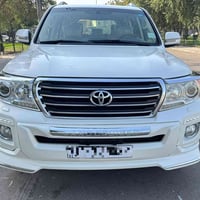 للبيع لاندكروز موديل 13 رقم بغداد دولي الجديد  ماشيه  180  الف  اصل مك...