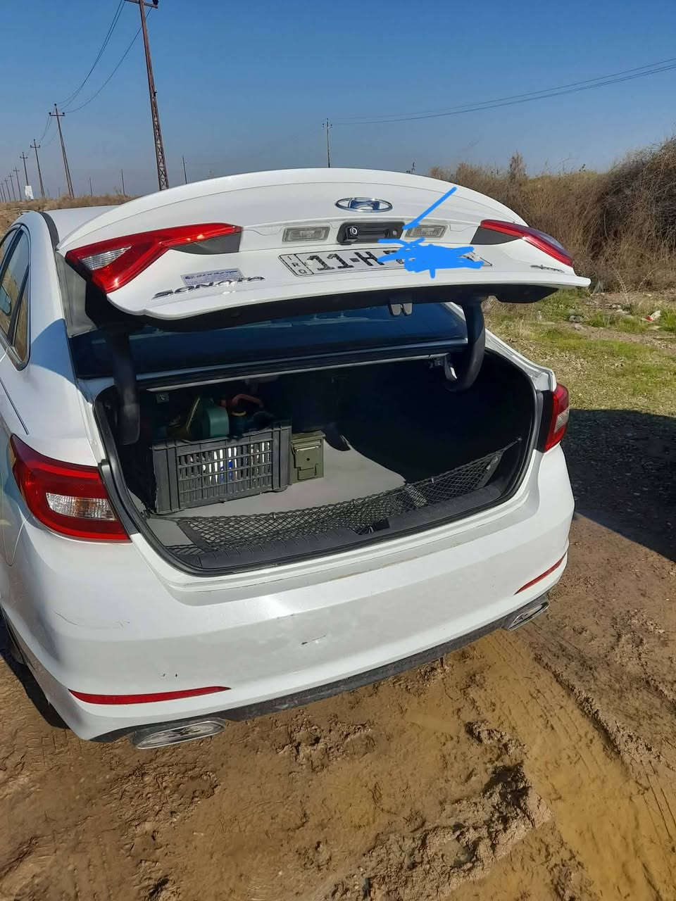 سوناته للبيع ب 130 وبيها مجال رقم صاحب السياره
0780 807 9904
