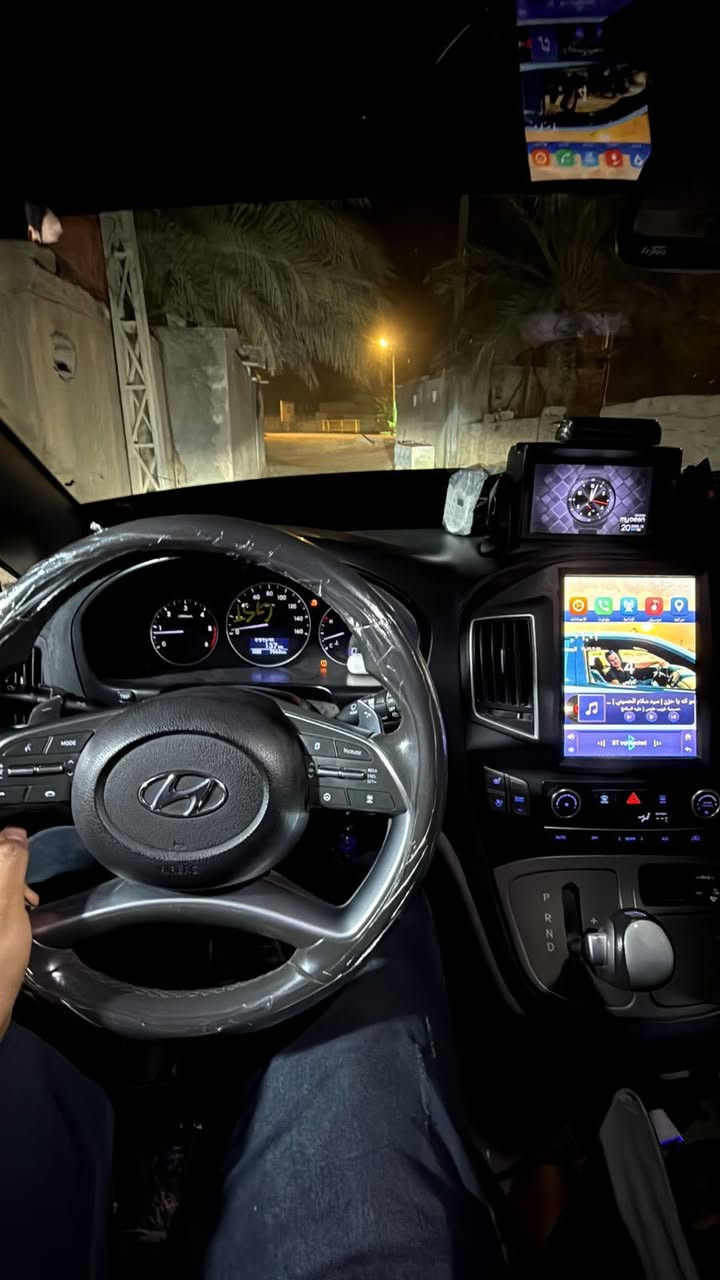 يالله السلام عليكم ستاركس مديل 2016مجول مرمز18 سيارة بيها خط تنباع هية وخطها خطها من الهوير للمواني العامة مال البصرة يعني من الهوير للمعقل خطها مرتب وجمعة وسبت عطلة راتبگ مگطوعة ع الكيكارد كل العطل مشمولة لو داوم يوم واحد بشهر سيارة جاهزة مثل ماشوف كدام عينك برقي مانقصها رقم بصرة دولي بسمي مكينة بالكارتون مجول توا شادها هاي ثاني تبديل دهن الها سيارة مكفولة بيها فقط رشة بجاملق الخلفي من كوريا بدون معجون كلير مكان السيارة القرنة بني منصور شراي اكثر تفاصيل اتصل على راعيها انا مكلف بنشر ***********
ملاحضة:سيارة تستلم مليون و650صافي وترهم مراوس بالون ابيض 21 وفوگ لون ابيض مكفول فقط )
