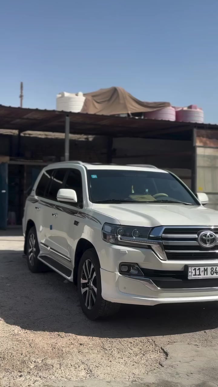 السلام عليكم  لاندكروز 2019بريم مكفول كفاله عامه فول مواصفات 1/1 ثلا جه داخليه تشغيل عن بعد فتح سقف حساس اماًمي خلفي تحكم ستيرن 8يرباك كأمره خلفيه كشن 2كهرباء +جلد مكينه 6سلندر رقم بغداد مميز تخم تاير جديد  اي ستفسار تصل ***********
