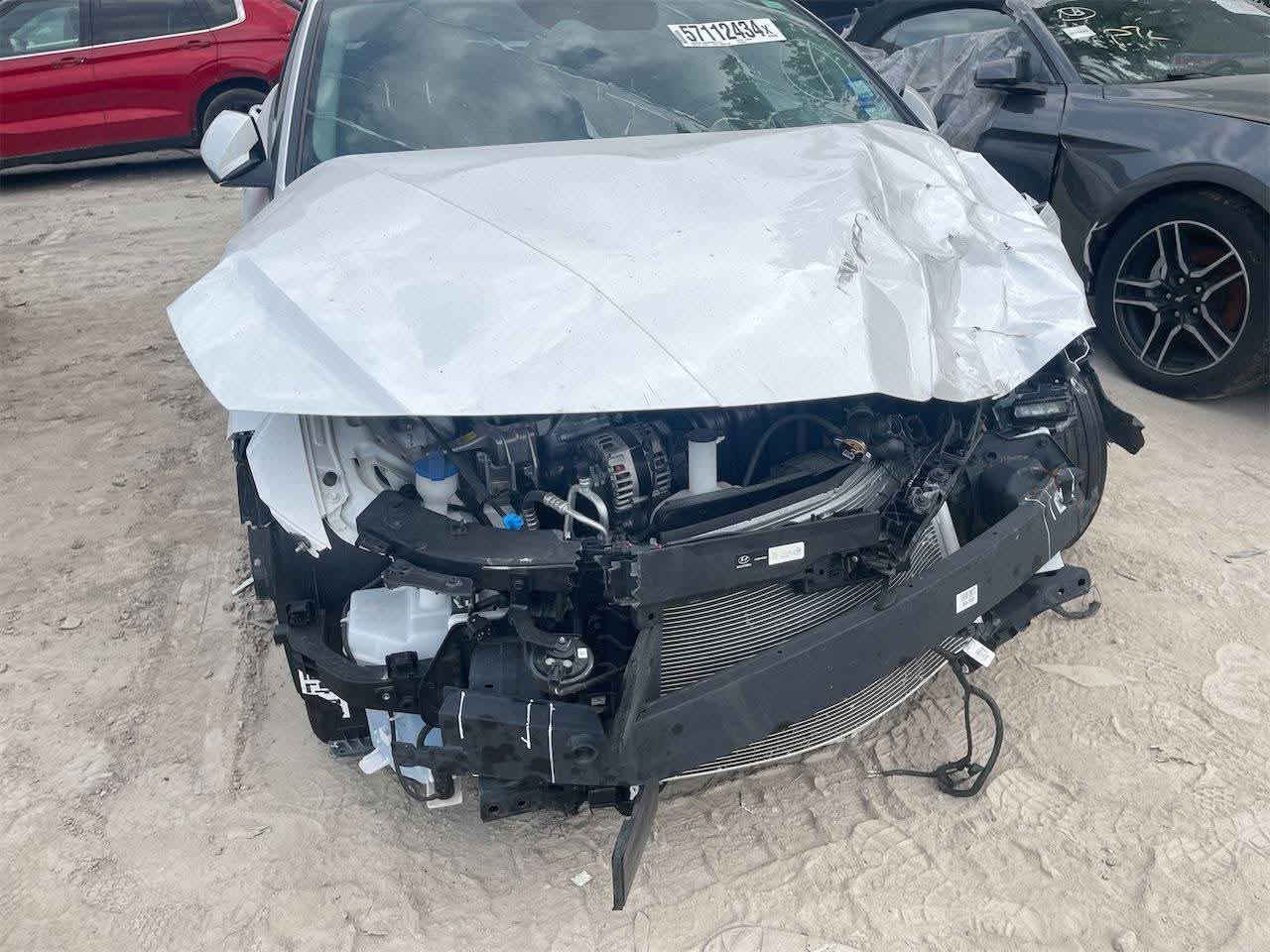 النترا 2024  وارد امريكي
ماشيه 40 الف 
لايت زنون بلادي 3 عدسات
كار بلي  رادار امامي ورادار خلفي
ورادار جانبي تحديد مسار
قياده ذاتيه تنبيه خروج عند المسار
ويل كب لد نهاري. فول تحكم ستيرن
رقم بغداد الانكليزي السعر ١٢٥ 
الاستفسار ***********
