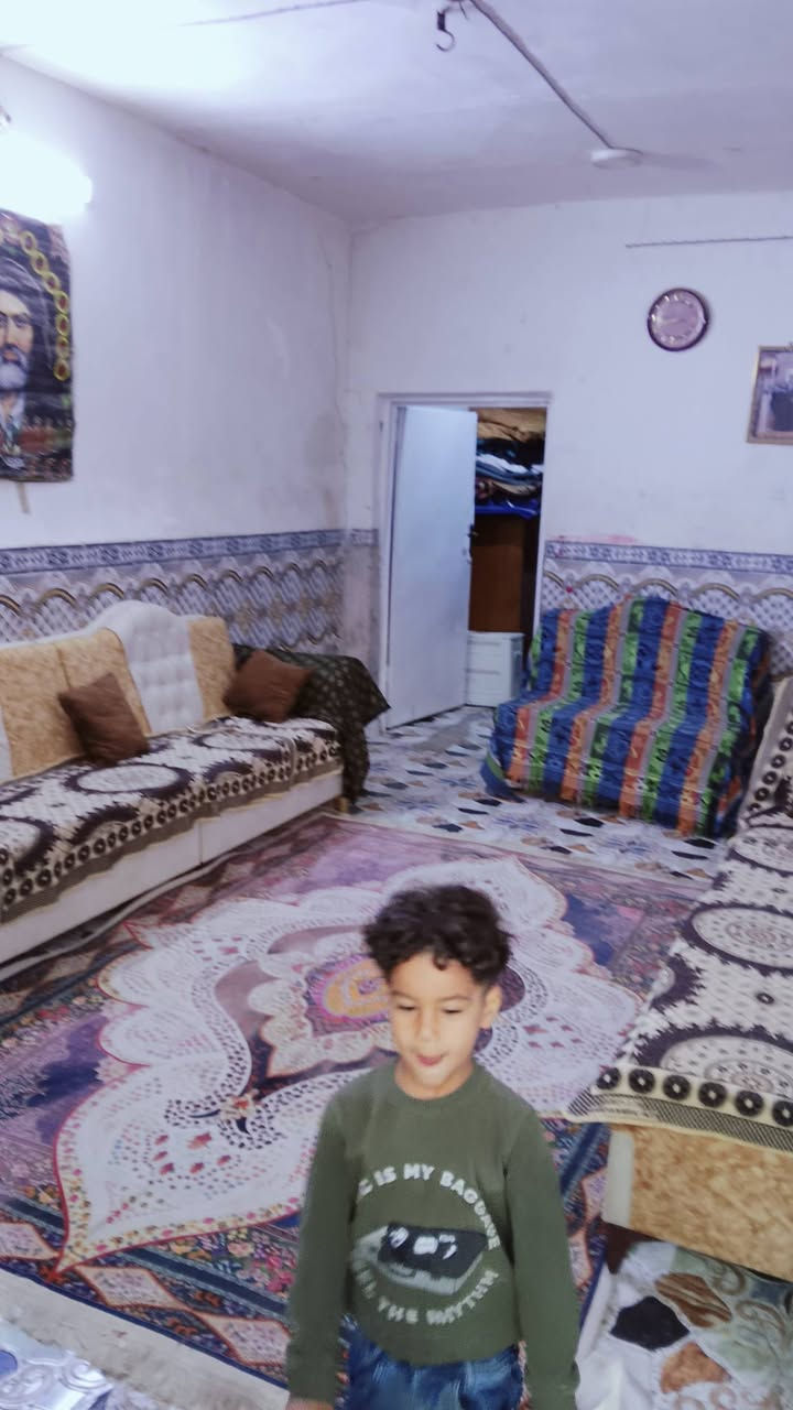 بيت زراعي سند 25 ميت متر حي العسكري قرب جامع زين العابدين نهايت الشارع 30 للبيع
***********
