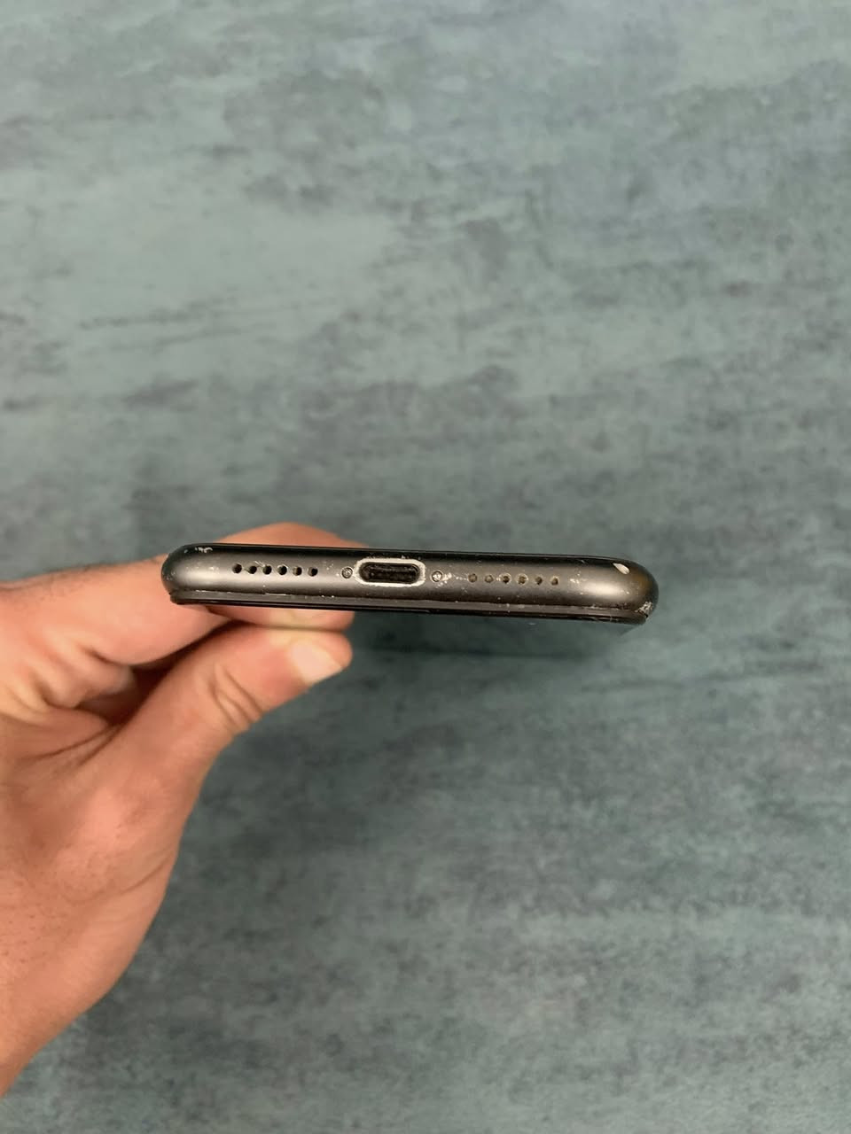 السلام عليكم 🤝

للبيع ايفون 11عادي 256gb📱

سعره 220💵💵

لون اسود 🖤

بطاريه 100‎%‎🔋

الجهاز نضيف  وكلشي بي شغال سمكارت اتصال وايفاي فيس ايدي كامرت كلهن مكفولات  فرمت حدث الجهاز نضيف و سعره مناسب✅

ملاحضه:الجهاز مستبدل شاشه و بطاريه
الشاشه اصليه و البطاريه هم اصليه ثنينهن احسن شي بالسوك✅

مكاني بغداد الدوره📍
للستفسار اكثر تفضلو خاص او الاتصال ع رقم 📞📞

***********
الرقم بس وتساب
