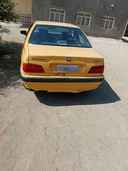 سلام عليكم بيجو بارص مديل 10 مكينه وكير وحداديه وتخم تاير مصفره هيأ وغرامات سعرهه ب12 للستفسار التصال عله الرقم ***********
