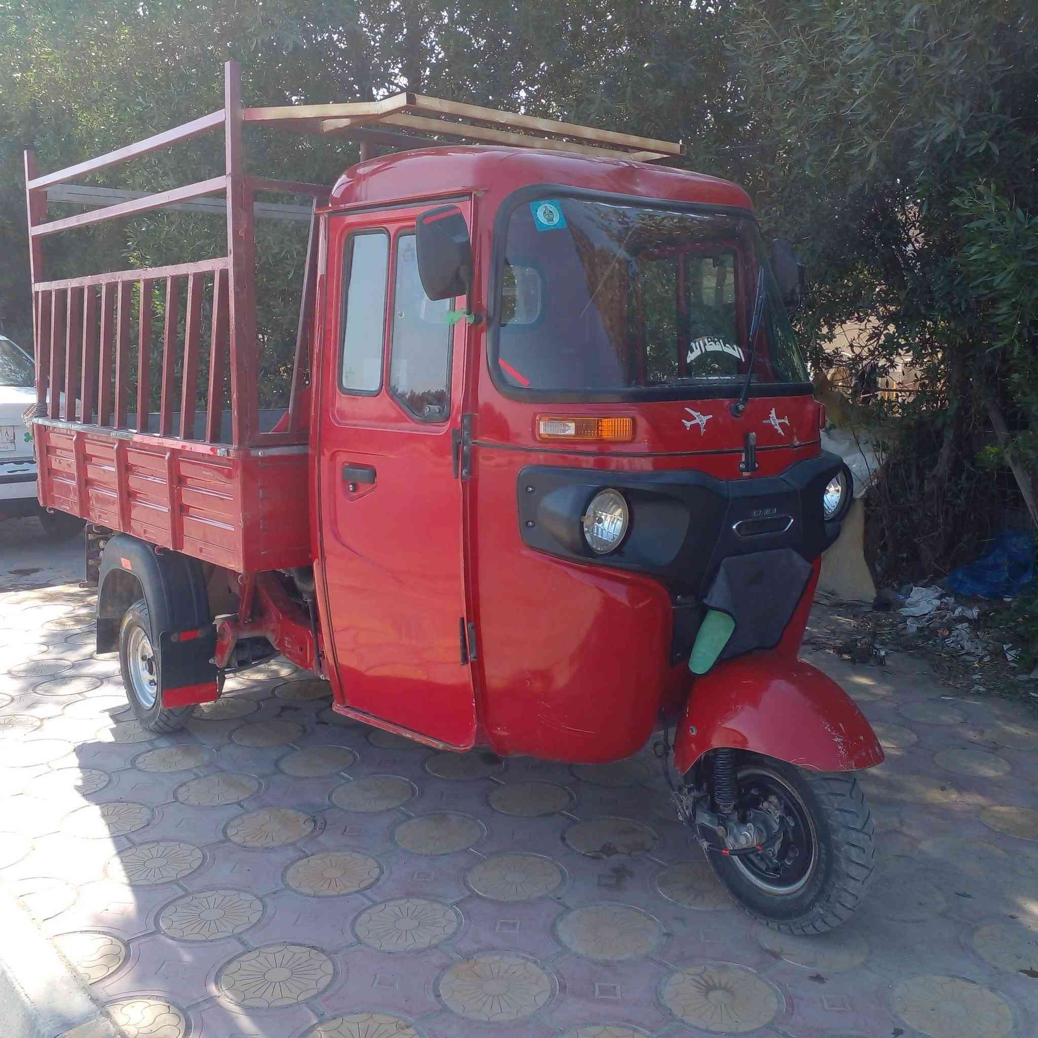 تكتك حمل بجاج مكفوله رقم واسط السعر 3500 وبيها مجال موديل 19 مكاني كوت العزه هذا رقمي ***********
