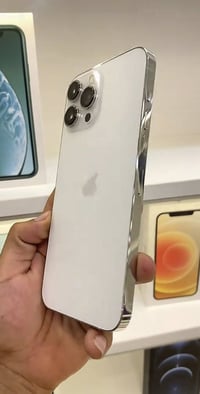 x ✅ سعة 512GB ✅ صحة البطارية 81% ✅ نسخة أمريكي ✅ الجهاز ممفتوح وما بيه...