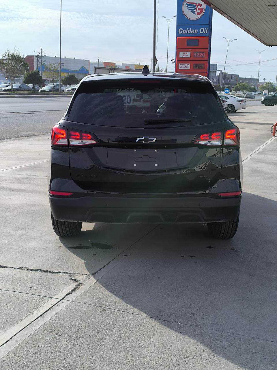 شوفرليت ايكونكس 
موديل 2024 
مواصفات AWD LT
السياره بدون صبغ  (بدون صبغ)
ايرباكات سليمه 100/100 
———————————————
السعر 152 ورقه 
بدون رقم تترقم شمالي
مكان اربيل (معرض اربيل كارس )
للاتصال  ☎️———————————————
المواصفات 
(بصمه -تشغيل عن بعد-تدفئة كشنات-رادار امامي-شاشة ايباد- كاربلاي-هند بريك دكمة-تحكم ستيرن-كروس سرعة-بلوتوث-اواكس-قطعتين تبريد انجماد-لدات امامية-اطفاء ذاتي-ويل كب-كاميرا خلفية وبعد مواصفات)

صور الحادث مرفقة مع المنشور⬇️
*********** اكر, نينوى
