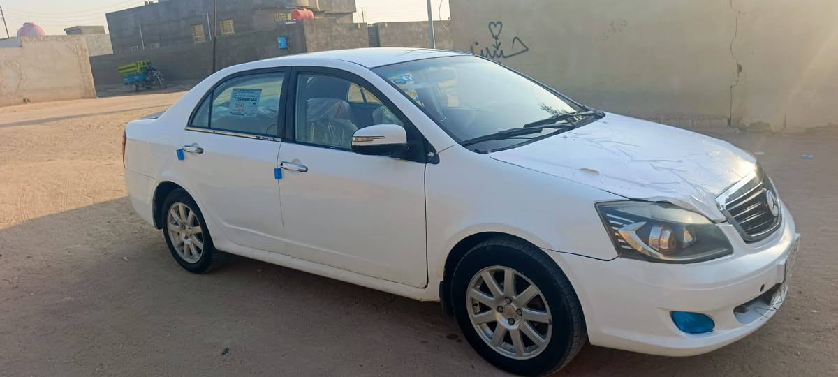 سلام عليكم جيلي موبل مديل 13مكينه كير حداديه برانكيت كهربائيات قرفه جديده سيارة جاهزة رقمه بصره راعيها بالزبير السنويه 30متعهد براعي وقرامات سيارة جاهزة السعر 36وبيها مجال بصيط كلش مكاني بالبصره بالزبير خلف المعارض(***********
