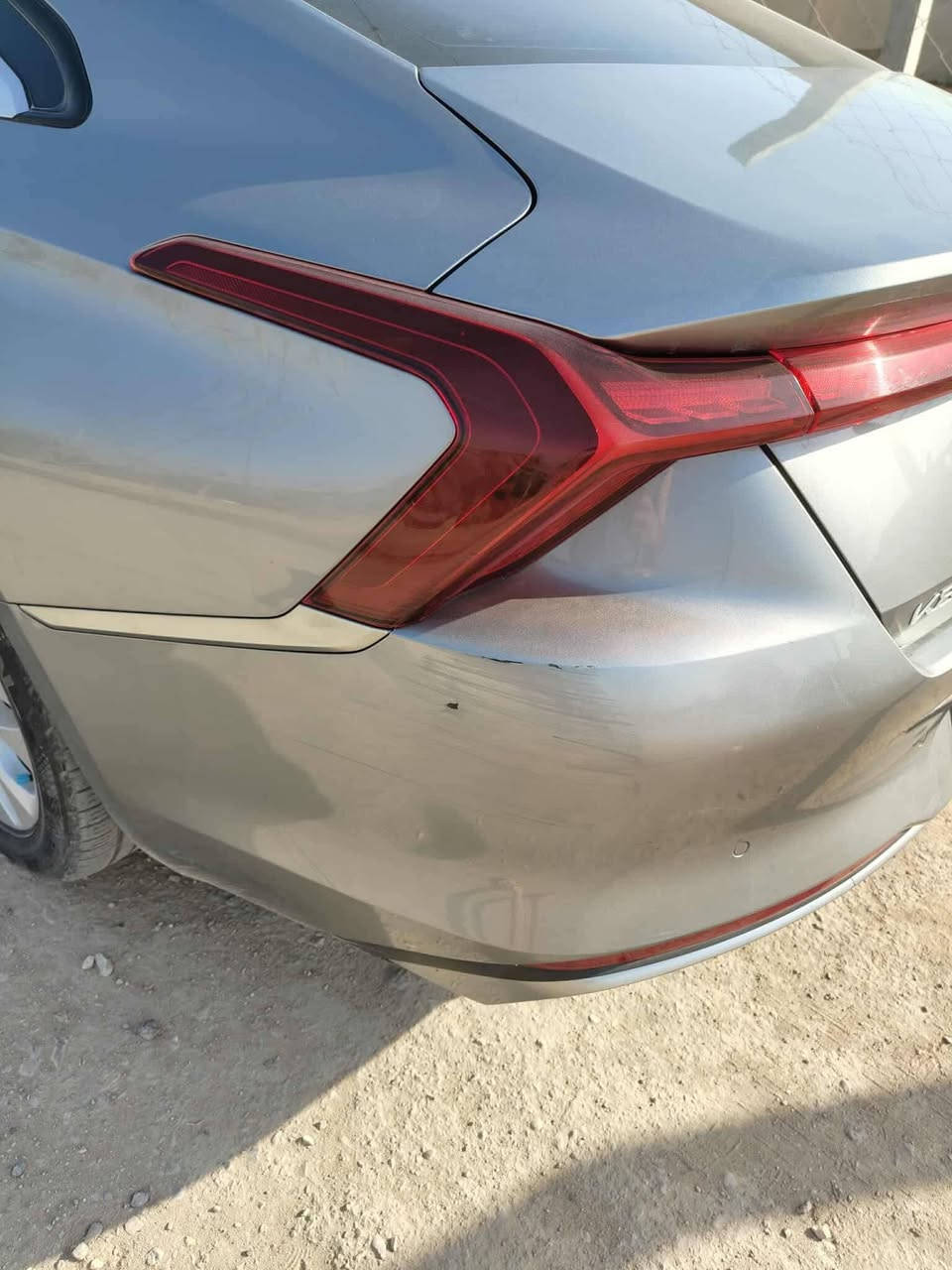 سيارة كيا K8 للبيع
═══════════════════════
المواصفات:
المصدر: وارد كوري.
الممشى: ٩٣ ألف كيلومتر.
المحرك والكير: نظافة كاملة، مكفولين من أي ضرر أو صبغ.
الميزات:
كامل المواصفات:
مقاعد (كشنات) مع خاصية التدفئة والتبريد.
تدفئة مقود.
مرايا شفط.
نظام ترحيب.
٣ أنظمة قيادة: Normal, Sports, Eco.
كاميرا ٣٦٠ درجة.
حساسات أمامية وخلفية.
رادار.
نظام تحديد المسار.
كير ماوس.
خاصية Hold Drive.
الأوراق: رقم بغداد جديد.
 ═══════════════════════
 السعر 210
══════════════════════
للتواصل:***********
