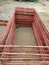 شبابيك وملابن للبيع الاتصال ع رقم  ٠٧٧٠٥٢٦٥٩٢١