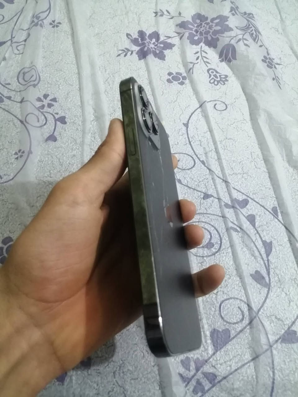 تعديل السعر
مبدل شاشة وبطارية تجاري اصلي ضمان الفحص
وكاميرا هم الاماميه بيها غواش قليل
نضافه جهاز كدامك شاصي نضيف جدا
13 برو ماكس ذاكره 512 خطين
475 بي مجال قليل فلوجة
يرهم مراوس


**إذا كنت صاحب هذا الإعلان وتريد حذفه لأي سبب، رجاءا أرسل رسالة إلى الدعم الفني**