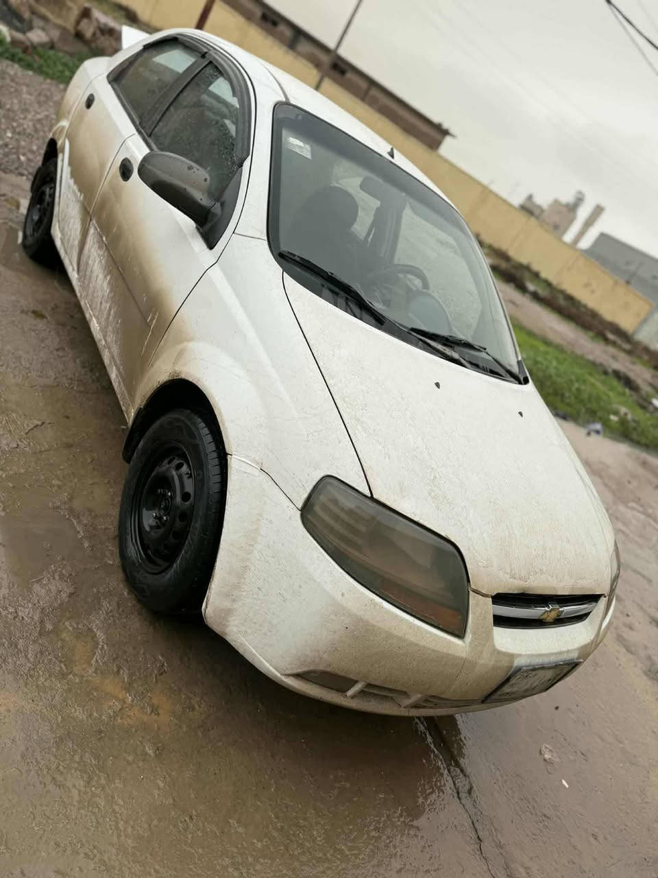 للبيع افيو 2006 رقم صدامي صاحبها الشرعي باليرموك كبل يحول عليها غرامات 150 ينزل من السعر كير ومحرك شرط ومحرك استرا لاصرف ولا نفخ بيها باب اليمين الكدام صبغ قليل ودوائر خلفيه ومصلحه تبريد وتدفئه شرط الشغل وايرمنيه كامله تايرات الكدام قبل سبوع شادهن والورا عالنص طخمها ورا وكدام شرط سياره كامله السعر
60وبيها مجال

مكاني حمام العليل 
***********
