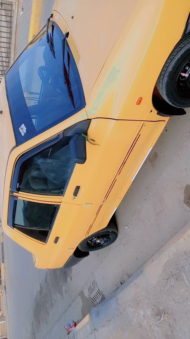 السلام عليكم سايبة موديل 15. شرط مكينة وكير  وصدر وتخم تاير  بس عوزها تبريد  للبيع  في منطقة الطشاش  السعر 35وبيها مجال تجي تشوف بعينك  الاتصال ***********.  او المراسلة خاص
