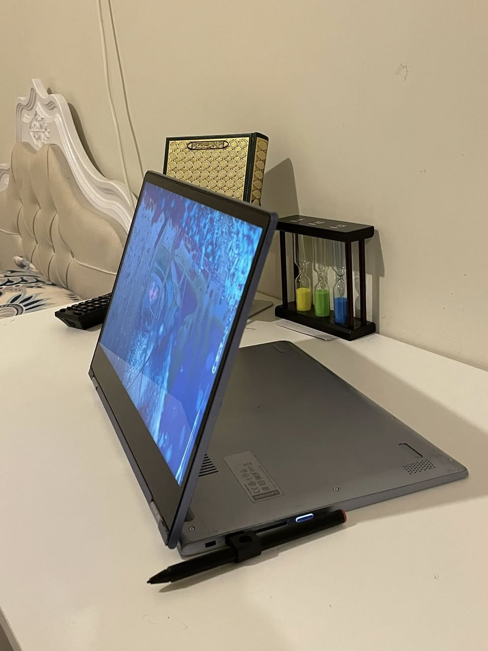 السلام عليكم لابتوب لينوفو لمس وقلاب وبي قلم للبيع
المواصفات: 
المعالج:i5-8250U intel(R)  Core(TM)
التخزين: 256SSD
الرامات: 4 DDR4 قابله للتطوير 
شاحنتها موجوده الاصليه 45W
ملاحظه (الاطار بي فطر بسيط مماثر على اي شي) 
السعر: 275مكاني بغداد واتساب ***********
