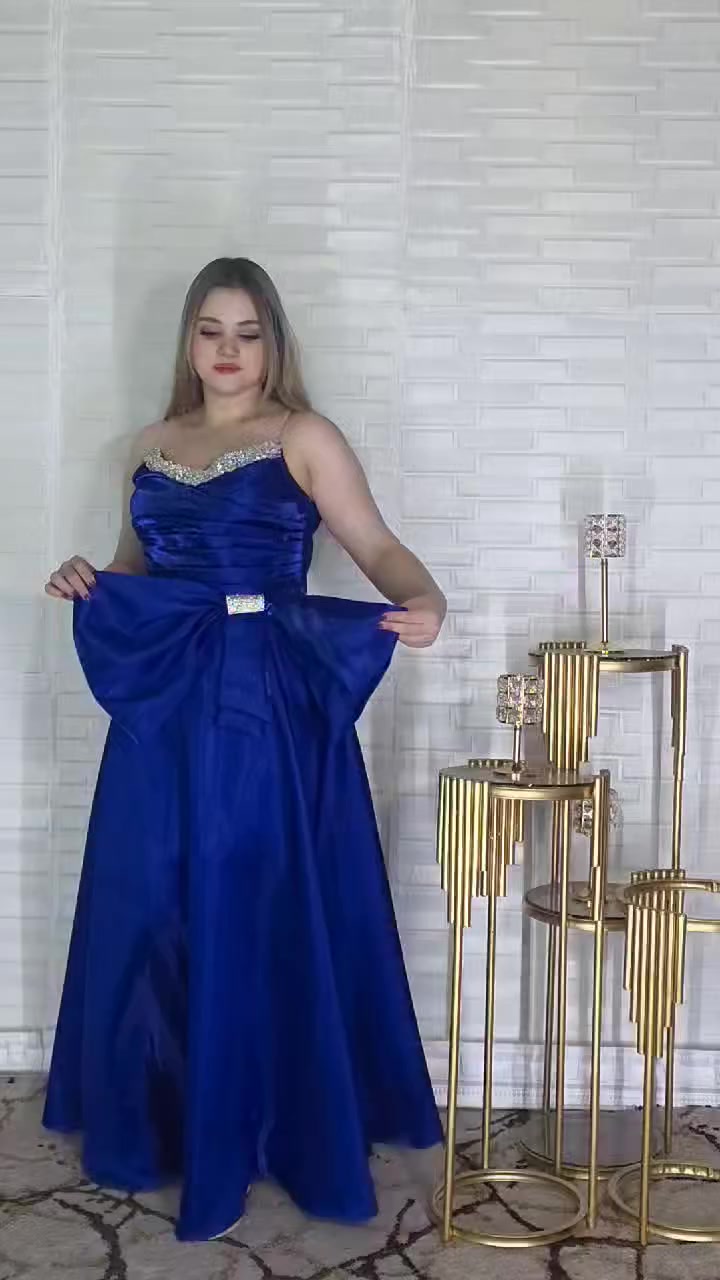 الاناقه من عند🔥
🔥ALWAKİ FASHİON🔥
✨فستان سهره قماش ساتان لمعه
🌟مقاسات من 36 الى 44
✨متوفر منه 10 الوان 🔥 
‼️الكميه محدوده‼️
 #اسواق_حلب #فلسطين #ليبيا #العراق #لبنان #الجزائر #سوريا #الاردن #الإمارات #السعودية #الكويت #فستان_سهرة #سبورات #موضة


**إذا كنت صاحب هذا الإعلان وتريد حذفه لأي سبب، رجاءا أرسل رسالة إلى الدعم الفني**